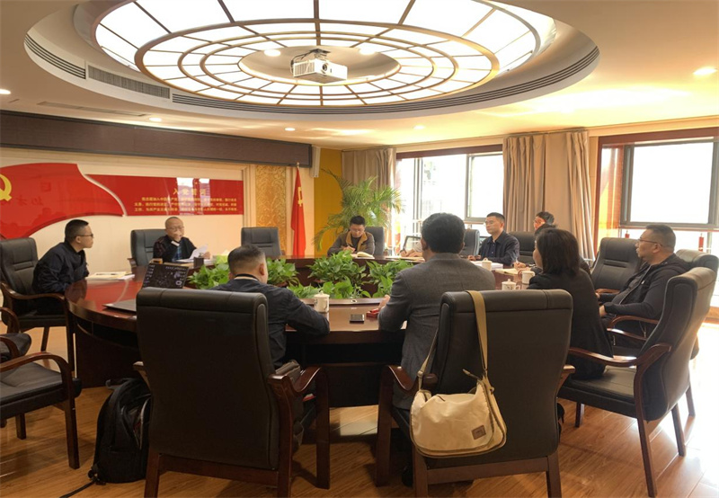 “开展城乡环境治理，构建美丽清洁凉山”