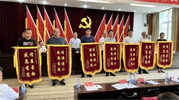 埋头苦干勇担当 脚踏实地真帮扶
